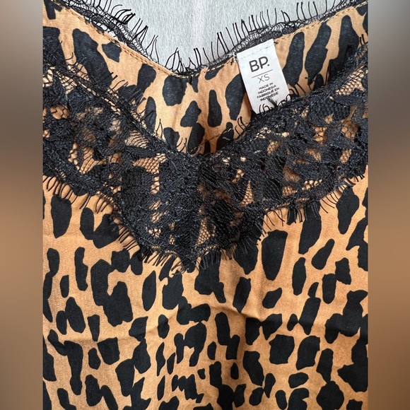 NWT BP animal print Lace Trim Satin Cami tank XS - Picture 7 of 7